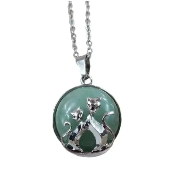 Green Aventurine Mother and Baby Cat Necklace with Natural Stone Center - Picture 1 of 8